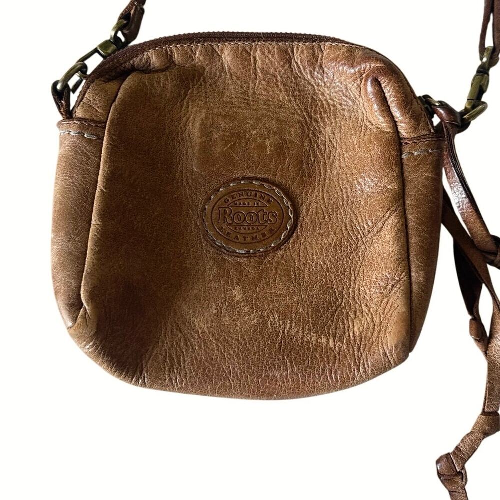 Roots Canada Brown Genuine Leather Crossbody Bag Made in Canada Distressed - Picture 2 of 10